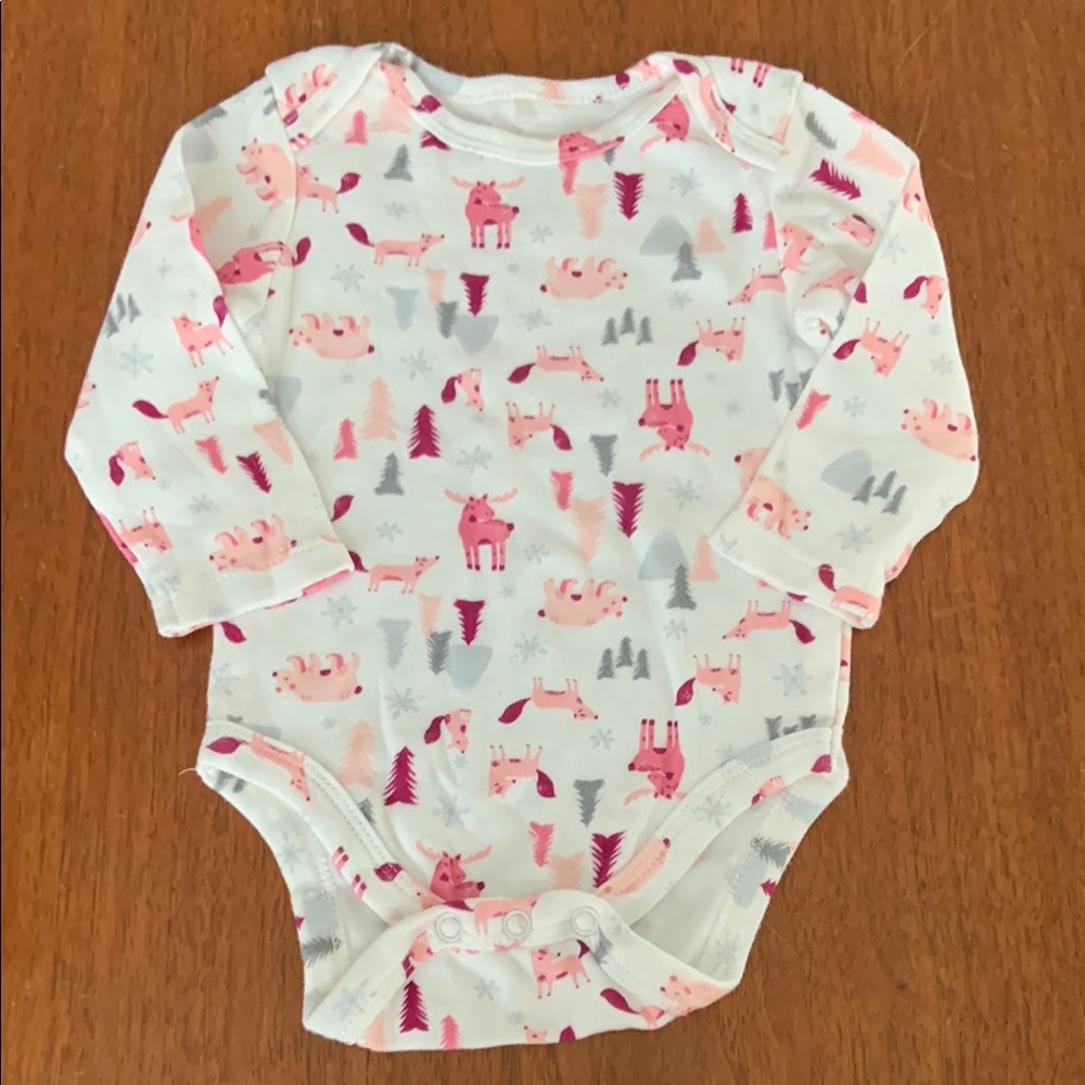 🍓3/$10 Chick Pea Pink and White Bodysuit with Woodland Print 3-6m